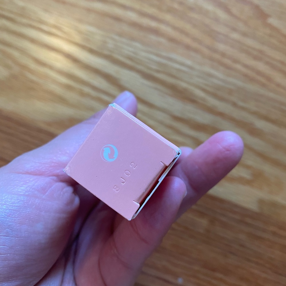 Givenchy - Picture 3 of 7